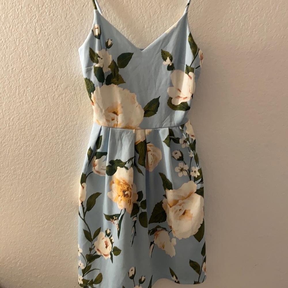 Monteau Los Angeles Blue Floral Sun Dress
